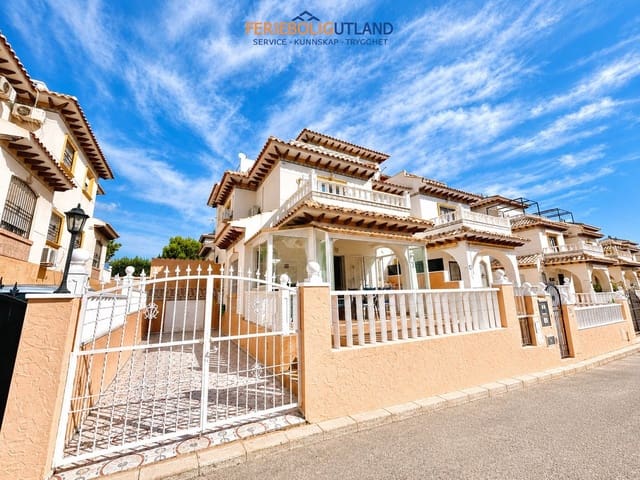 2 soveværelse Byhus til salg i Cabo Roig, Orihuela med swimmingpool garage - € 219.995 (Ref: 10100535)