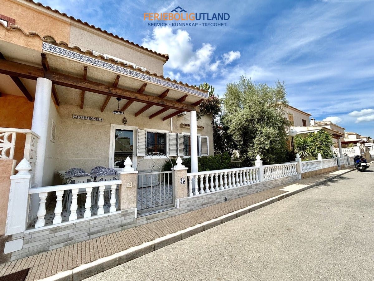 2 sovrum Hus till salu i Playa Flamenca med pool garage - 219 500 € (Ref: 10101154)