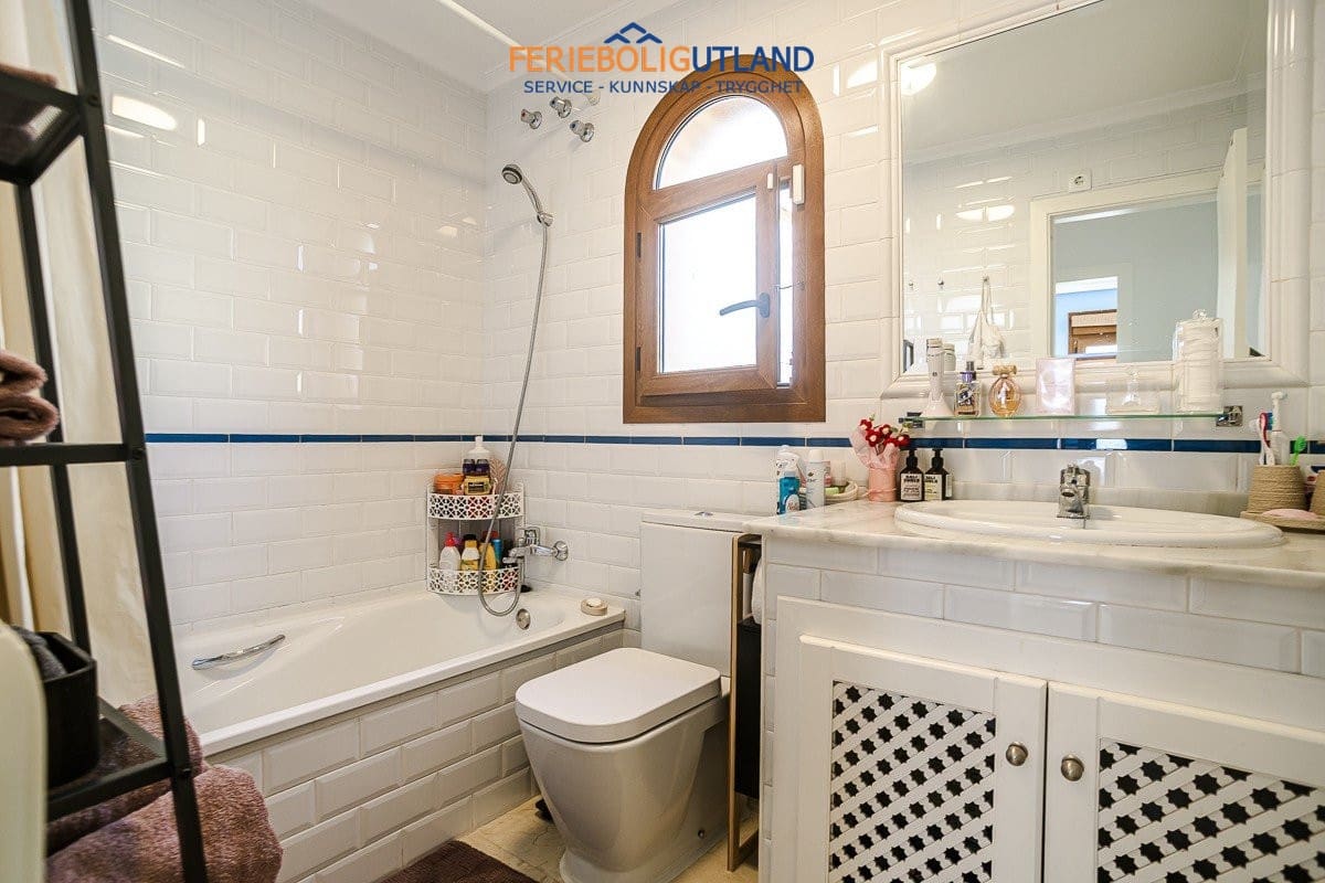 3 slaapkamer Villa te koop in Algorfa met zwembad - € 389.000 (Ref: 10101155)