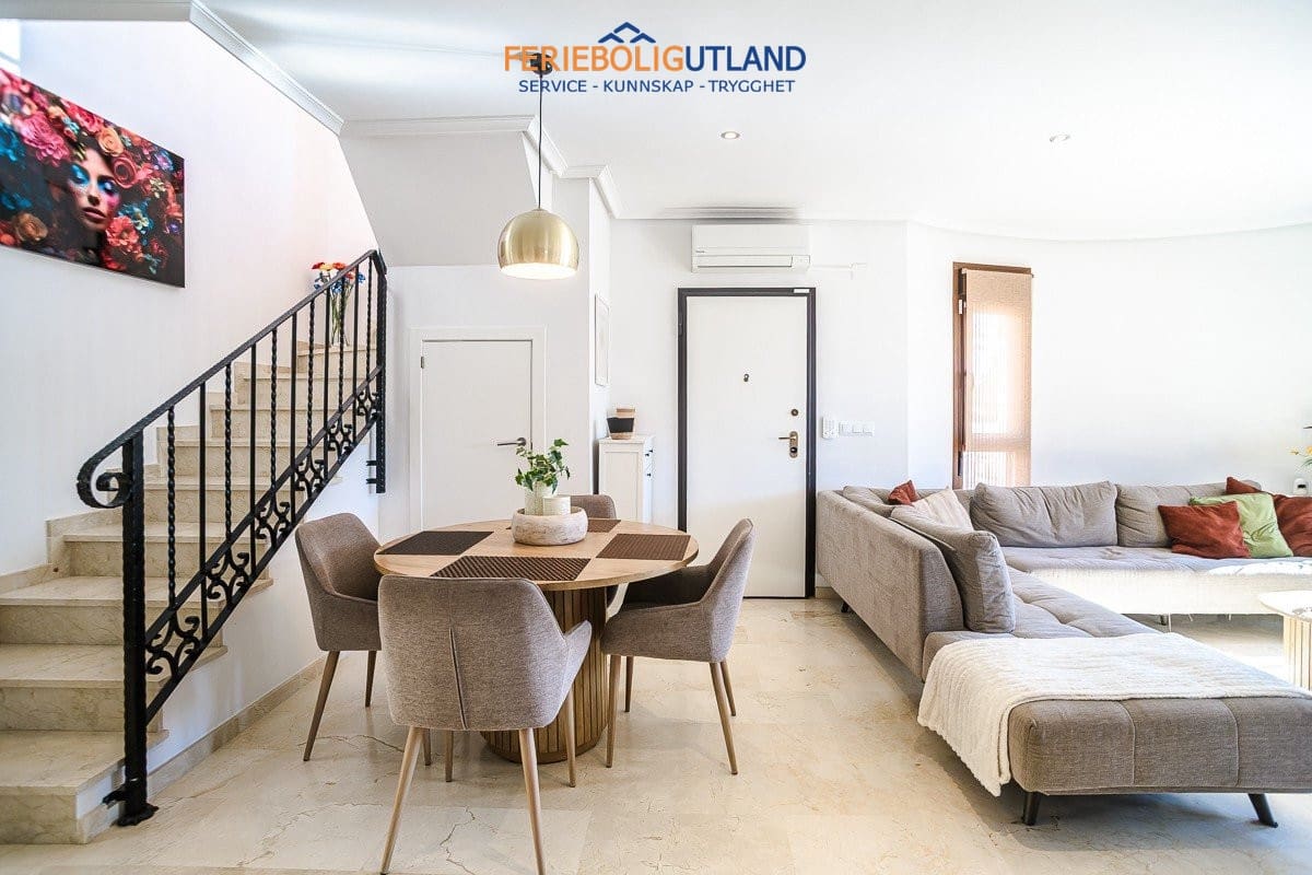 3 slaapkamer Villa te koop in Algorfa met zwembad - € 389.000 (Ref: 10101155)