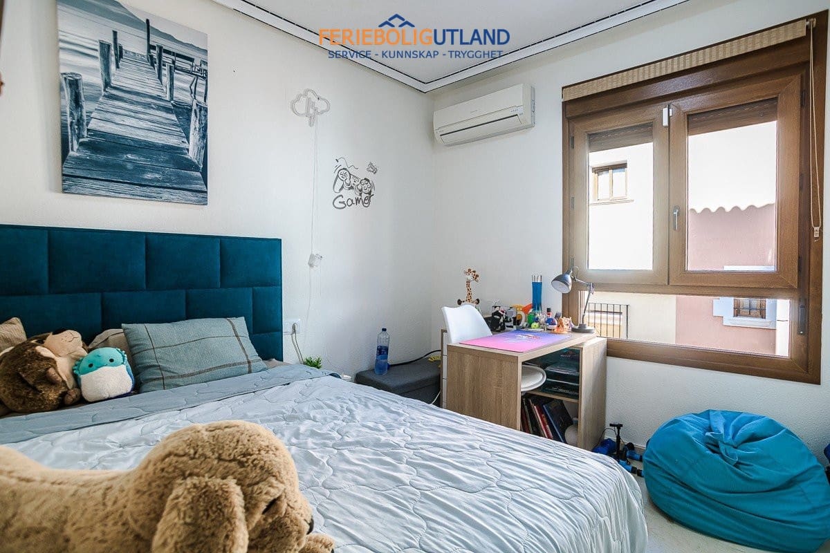 3 slaapkamer Villa te koop in Algorfa met zwembad - € 389.000 (Ref: 10101155)