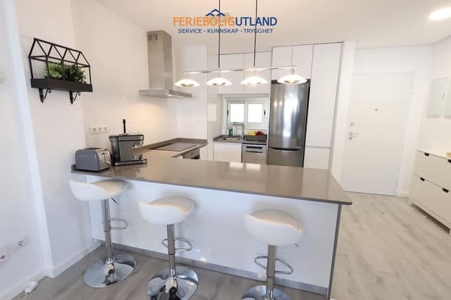 2 soveværelse Lejlighed til salg i Villamartin, Orihuela med swimmingpool garage - € 289.000 (Ref: 10101158)