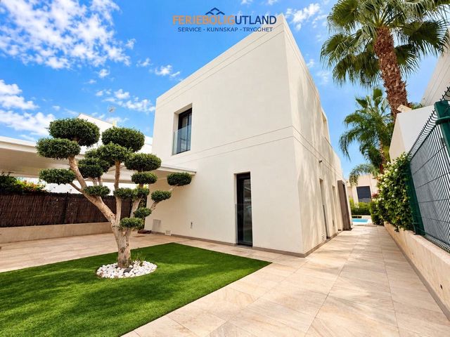 3 Zimmer Villa zu verkaufen in Ciudad Quesada, Rojales mit Pool Garage - 459.000 € (Ref: 10101160)