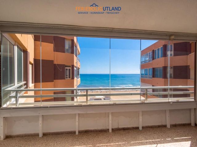3 soverom Leilighet til salgs i El Chaparral - La Siesta - La Torreta, Torrevieja med garasje - € 350 000 (Ref: 10101161)