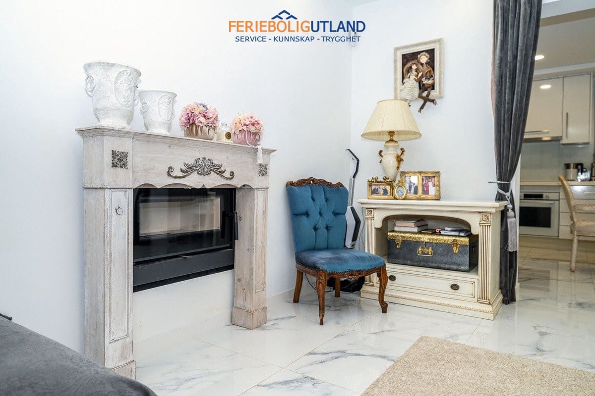 4 slaapkamer Villa te koop in Pilar de la Horadada met zwembad - € 395.000 (Ref: 10112140)