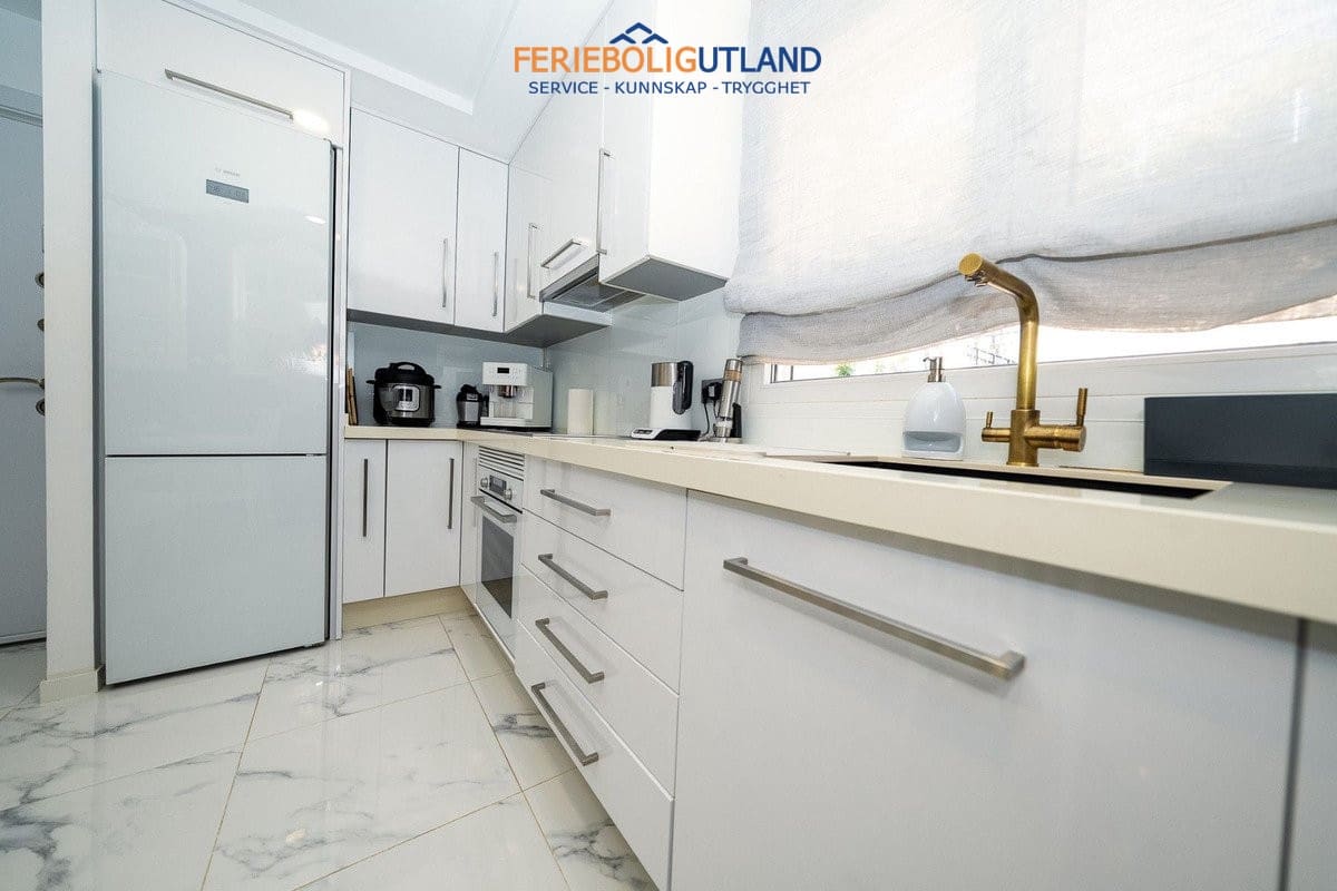 4 slaapkamer Villa te koop in Pilar de la Horadada met zwembad - € 395.000 (Ref: 10112140)