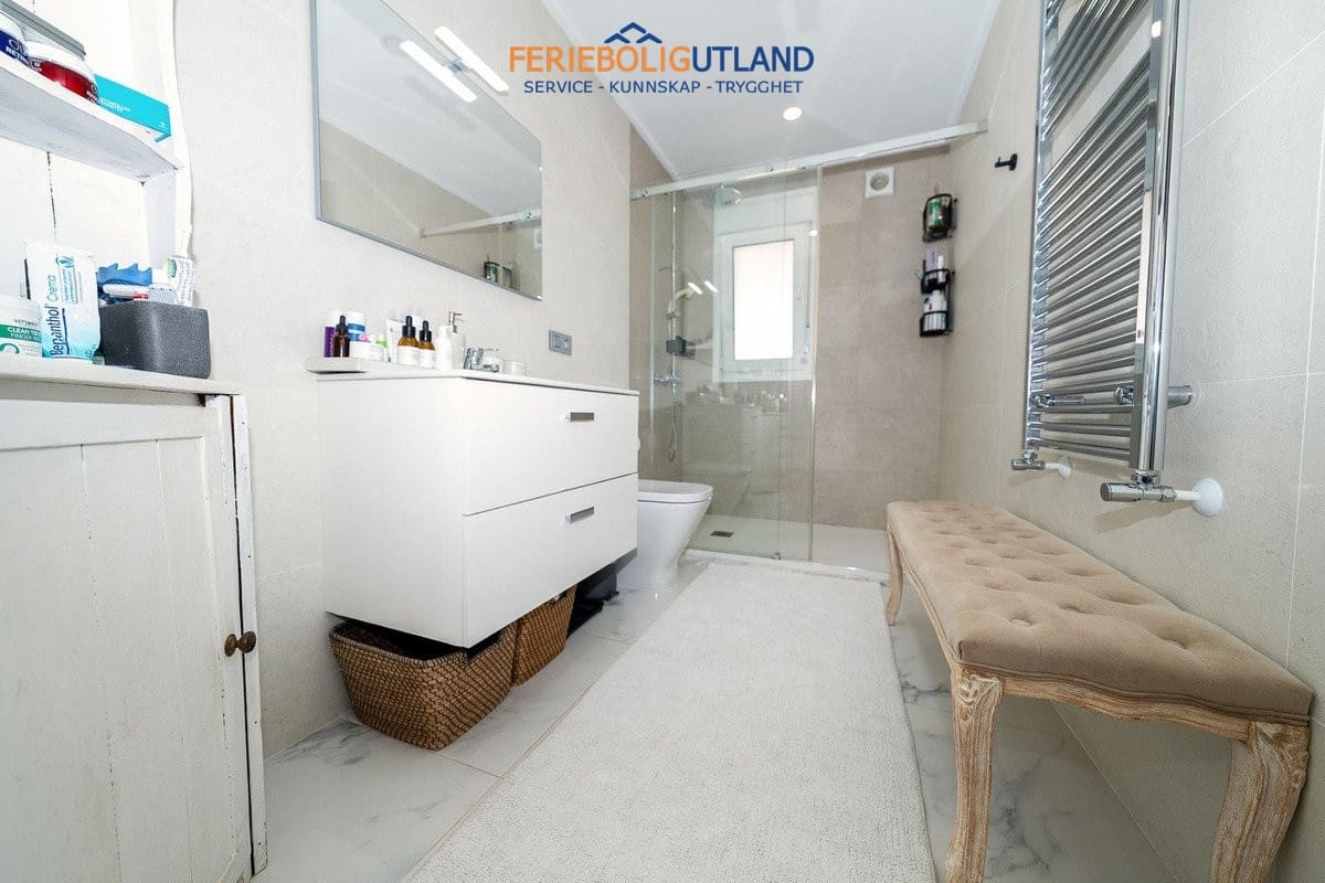 4 slaapkamer Villa te koop in Pilar de la Horadada met zwembad - € 395.000 (Ref: 10112140)