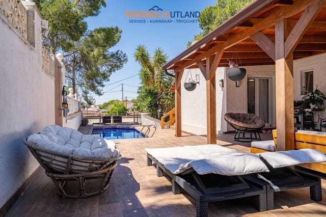 4 sypialnia Willa na sprzedaż w Pinar de Campoverde, Pilar de la Horadada z basenem - 395 000 € (Ref: 10112140)