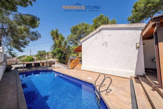 4 sypialnia Willa na sprzedaż w Pinar de Campoverde, Pilar de la Horadada z basenem - 395 000 € (Ref: 10112140)