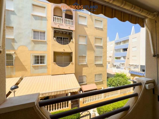 1 sypialnia Apartament na sprzedaż w La Mata, Torrevieja z basenem - 140 000 € (Ref: 10113295)