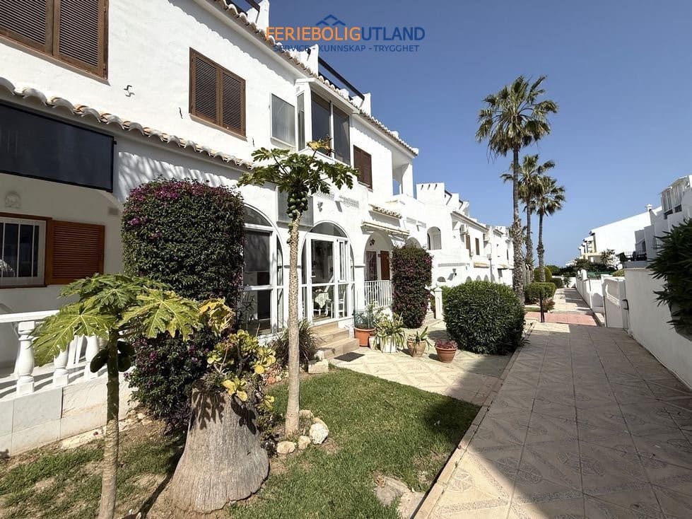 3 sovrum Hus till salu i Ciudad Quesada med pool garage - 199 950 € (Ref: 10113296)