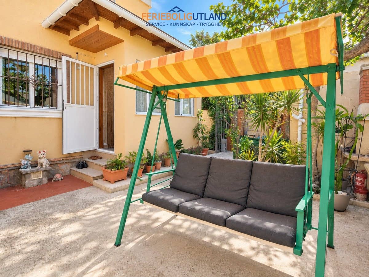 Casa de 4 habitaciones en Ciudad Quesada en venta con piscina garaje - 249.995 € (Ref: 10113557)