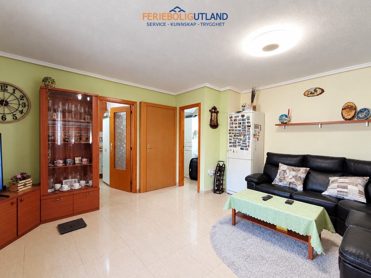 Casa de 4 habitaciones en Ciudad Quesada en venta con piscina garaje - 249.995 € (Ref: 10113557)