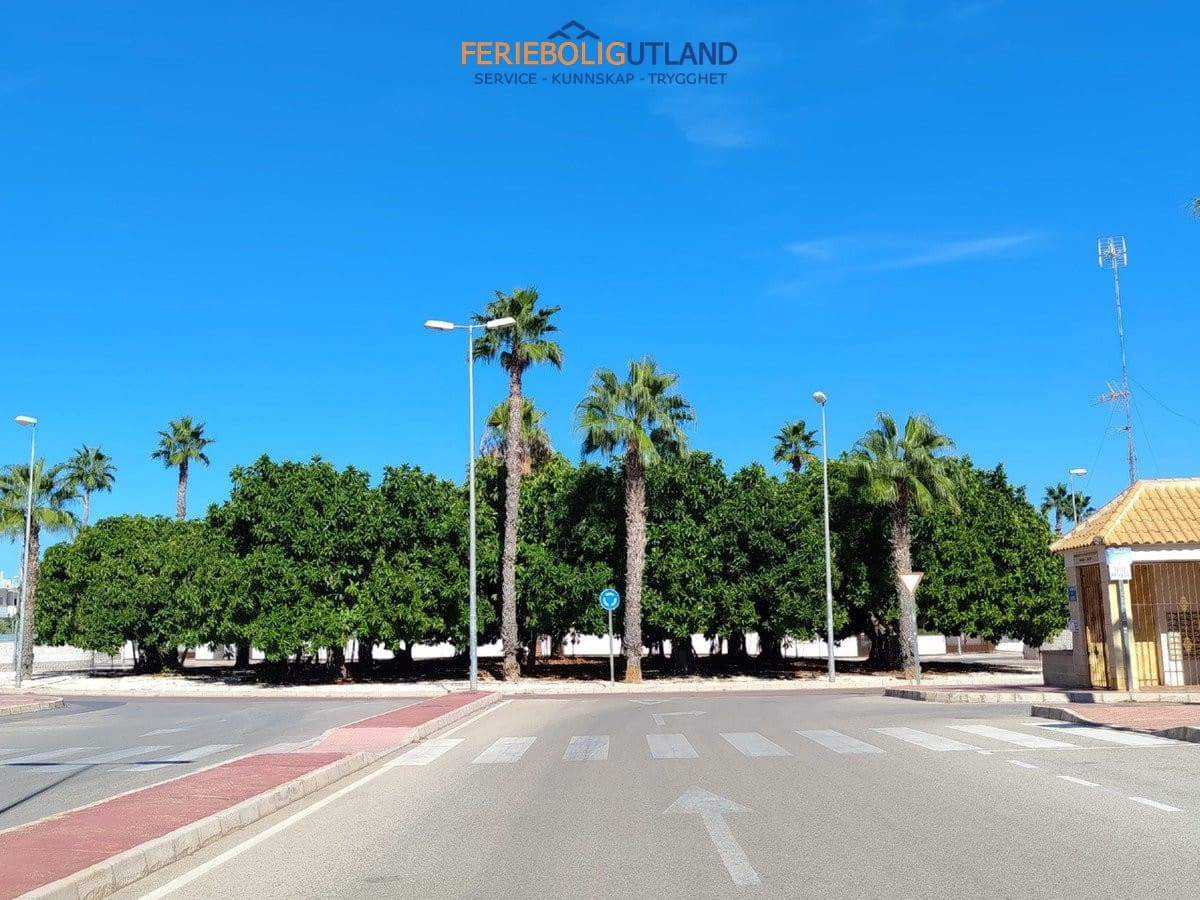 Casa de 4 habitaciones en Ciudad Quesada en venta con piscina garaje - 249.995 € (Ref: 10113557)