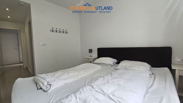 6 soveværelse Villa til salg i Villamartin, Orihuela med swimmingpool garage - € 546.950 (Ref: 10113558)