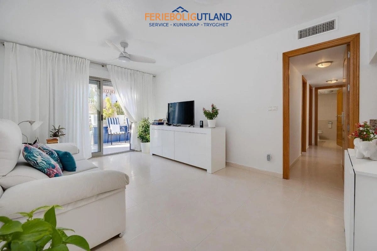 3 sypialnia Penthouse na sprzedaż w Torrevieja z basenem garażem - 329 000 € (Ref: 10117097)