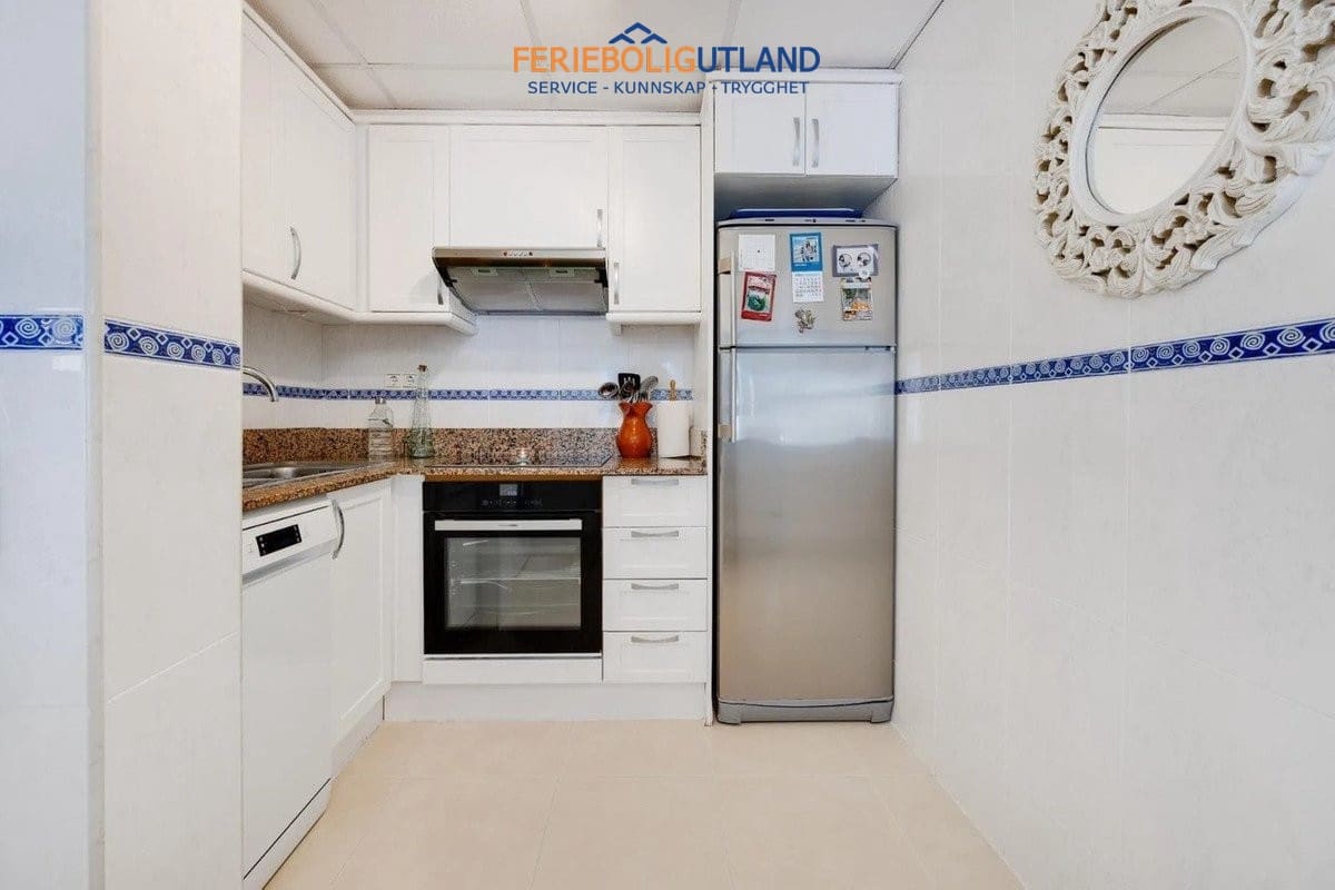 3 sypialnia Penthouse na sprzedaż w Torrevieja z basenem garażem - 329 000 € (Ref: 10117097)