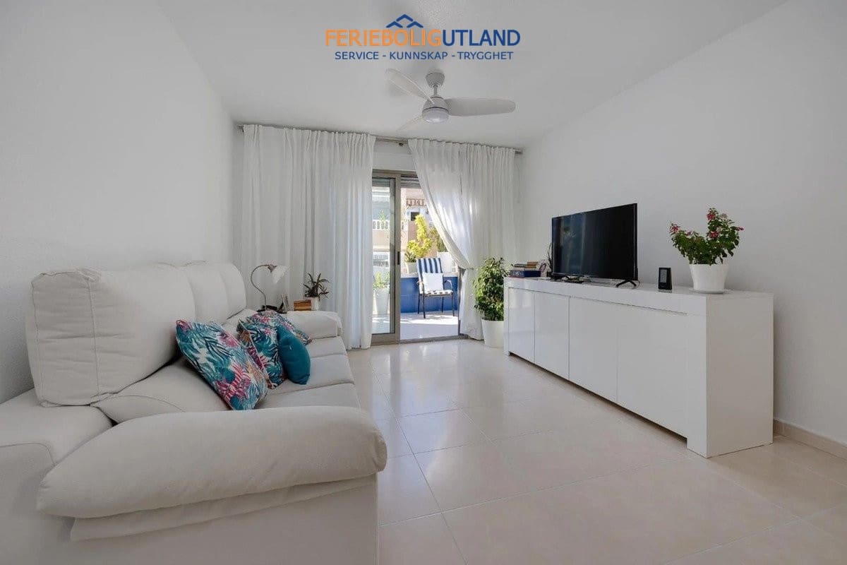 3 sypialnia Penthouse na sprzedaż w Torrevieja z basenem garażem - 329 000 € (Ref: 10117097)