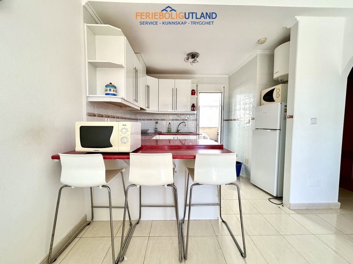 2 quarto Apartamento para venda em Villamartin com piscina garagem - 135 000 € (Ref: 10117098)
