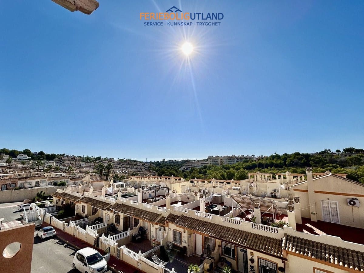 2 quarto Apartamento para venda em Villamartin com piscina garagem - 135 000 € (Ref: 10117098)