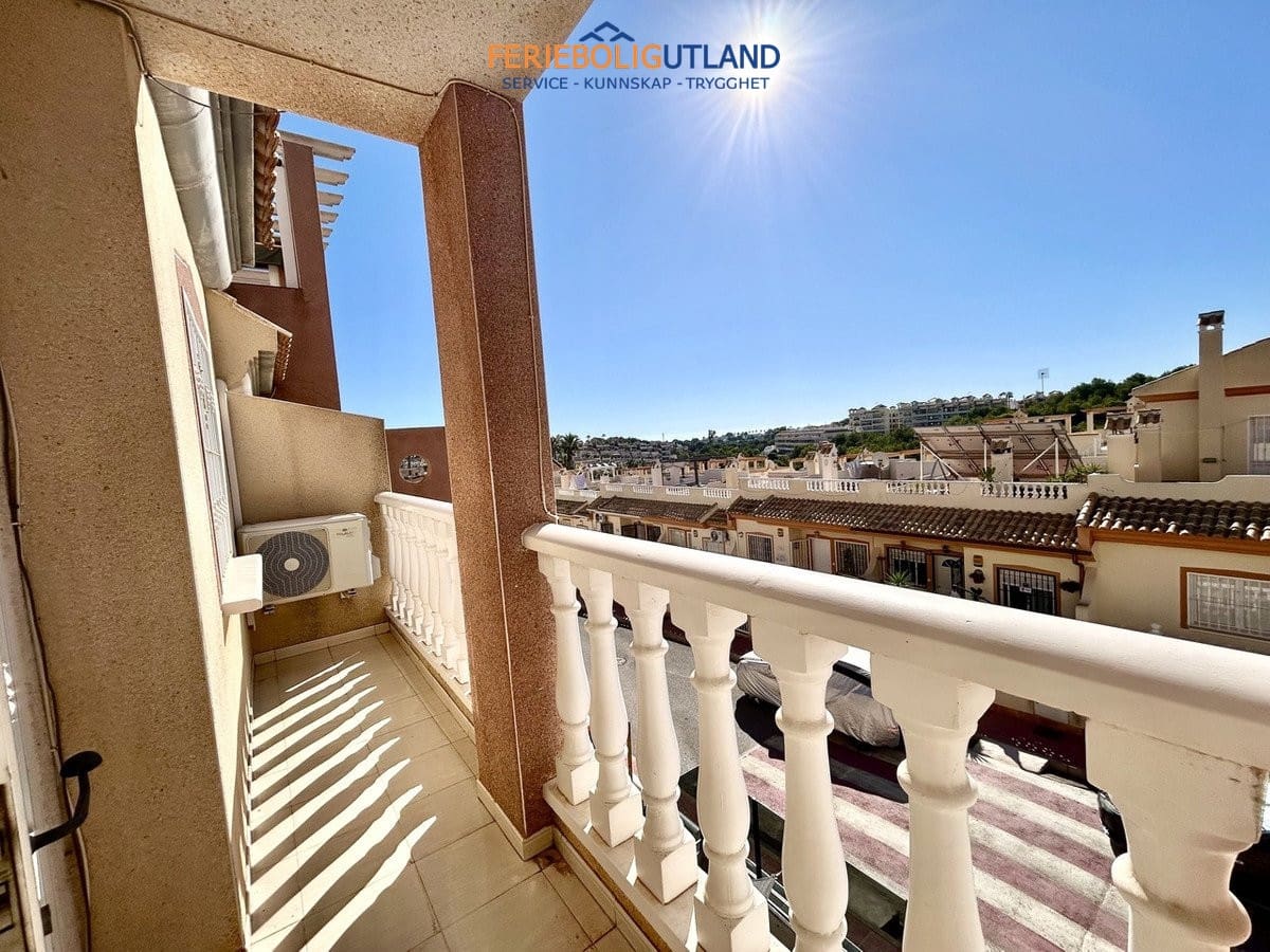 2 quarto Apartamento para venda em Villamartin com piscina garagem - 135 000 € (Ref: 10117098)