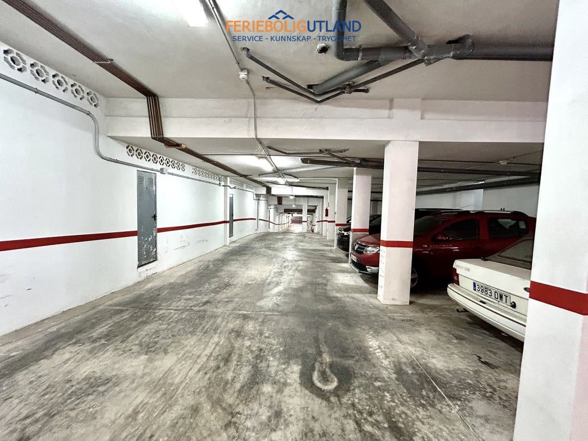 2 quarto Apartamento para venda em Villamartin com piscina garagem - 135 000 € (Ref: 10117098)