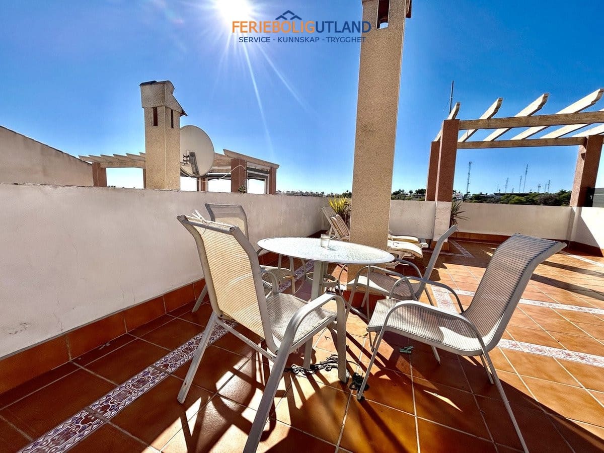 2 quarto Apartamento para venda em Villamartin com piscina garagem - 135 000 € (Ref: 10117098)