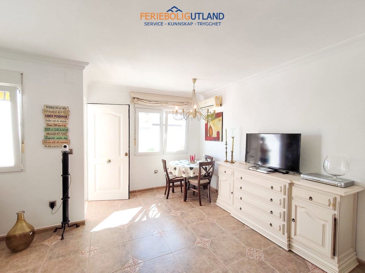Casa de 3 habitaciones en Los Balcones en venta con piscina garaje - 269.995 € (Ref: 10117099)