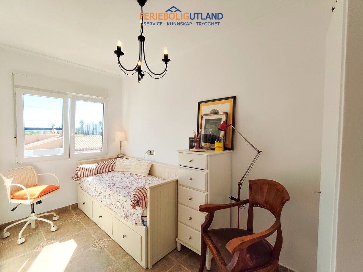 Casa de 3 habitaciones en Los Balcones en venta con piscina garaje - 269.995 € (Ref: 10117099)