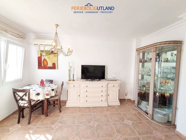 Casa de 3 habitaciones en Los Balcones en venta con piscina garaje - 269.995 € (Ref: 10117099)