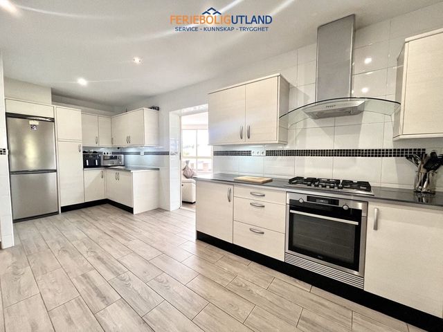 Chalet de 3 habitaciones en Pinar de Campoverde, Pilar de la Horadada en venta con garaje - 329.950 € (Ref: 10117100)