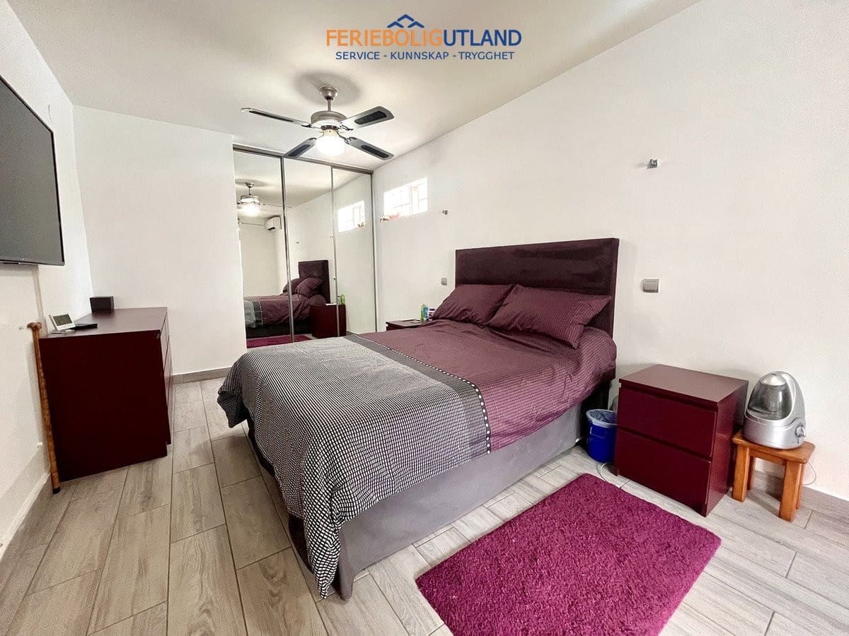 Chalet de 3 habitaciones en Pinar de Campoverde en venta con garaje - 329.950 € (Ref: 10117100)