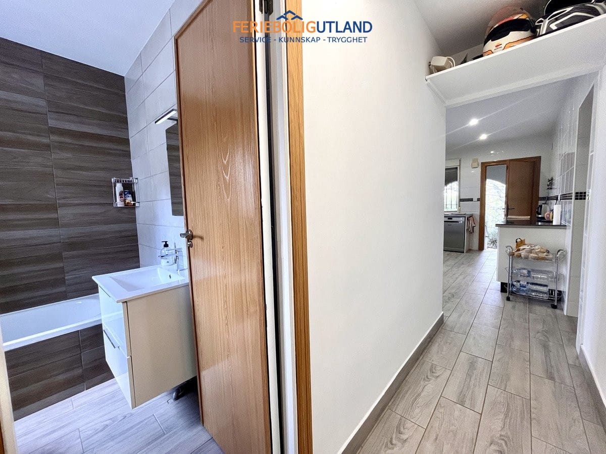 Chalet de 3 habitaciones en Pinar de Campoverde en venta con garaje - 329.950 € (Ref: 10117100)