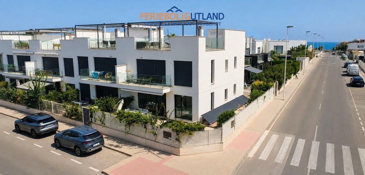 3 makuuhuone Huoneisto myytävänä paikassa Orihuela Costa mukana uima-altaan 
autotalli - 295 000 € (Ref: 10120547)
