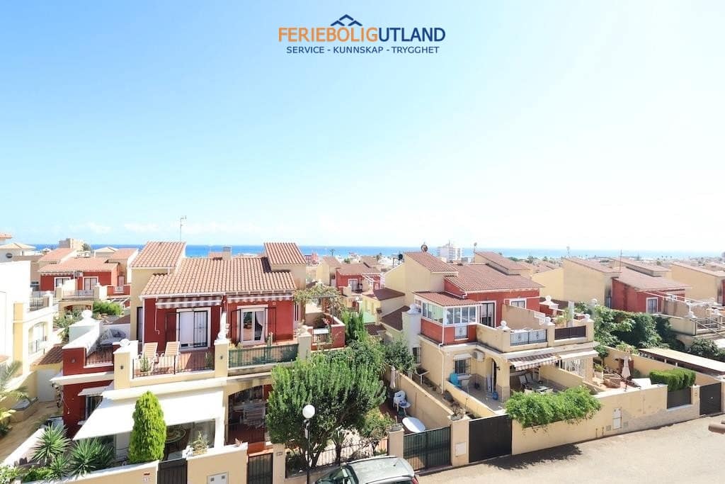 2 bedroom Apartment for sale in Torrevieja with pool garage - € 210,000 (Ref: 10120770)