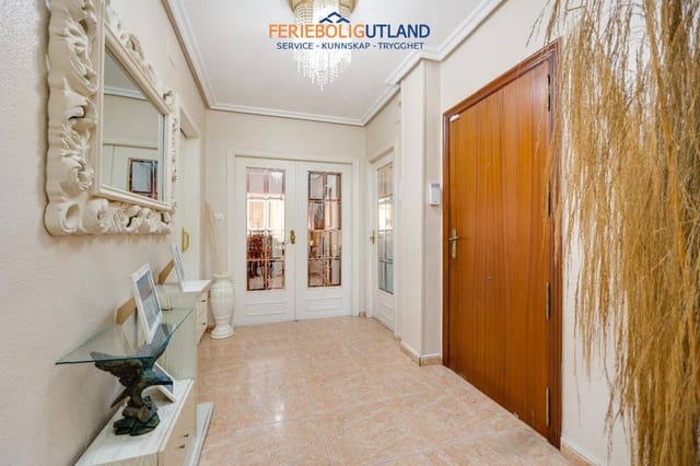 5 camera da letto Appartamento in vendita in Centro - Muelle Pesquero, Torrevieja - 224.969 € (Rif: 10120894)