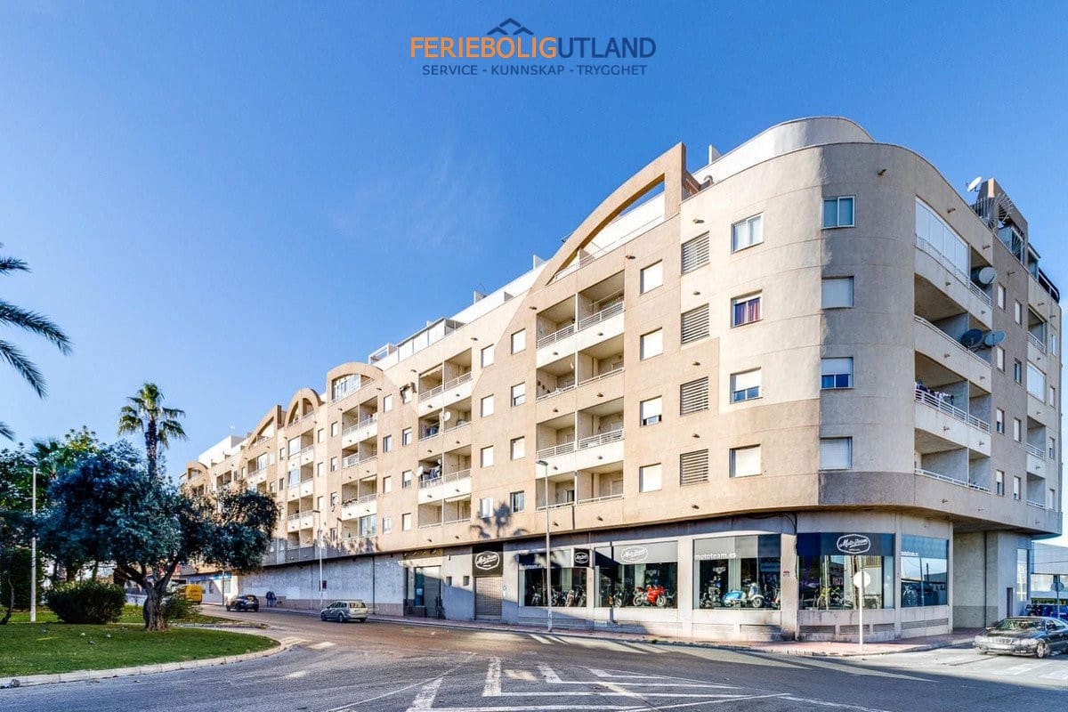 2 quarto Apartamento para venda em Torrevieja com piscina - 140 969 € (Ref: 10120897)