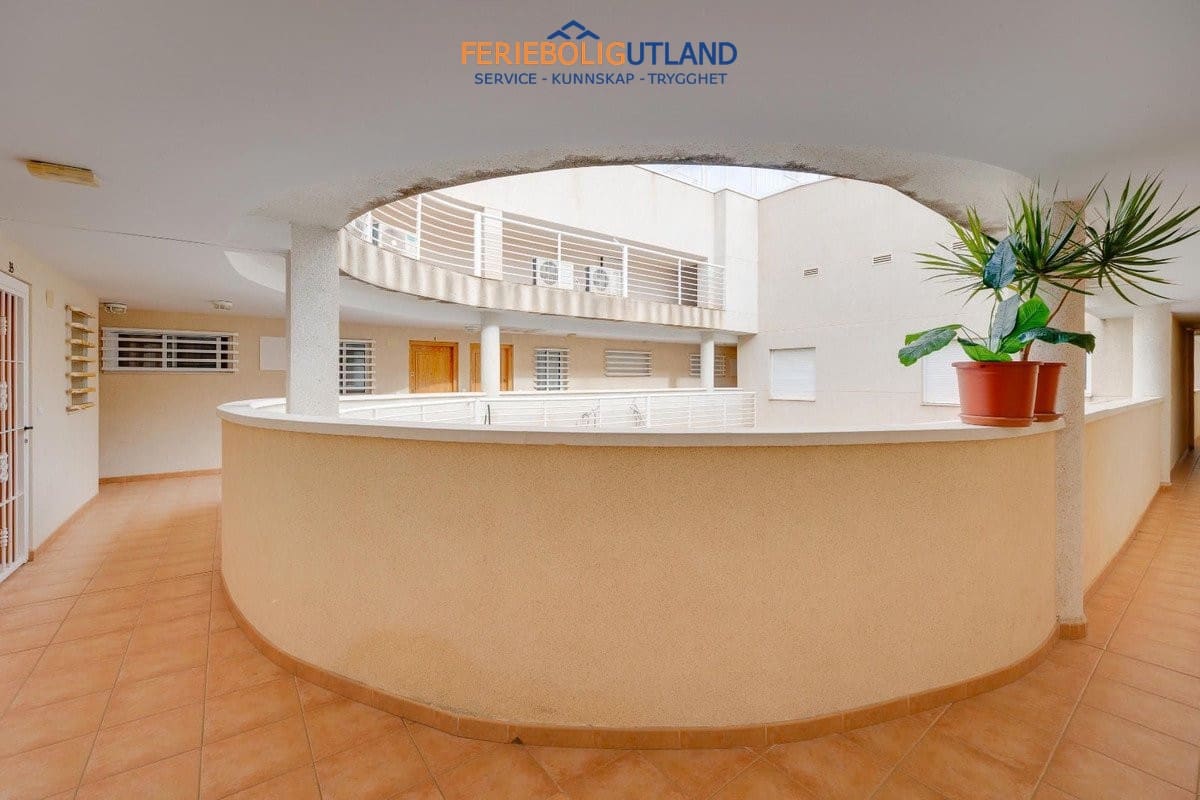 2 quarto Apartamento para venda em Torrevieja com piscina - 140 969 € (Ref: 10120897)