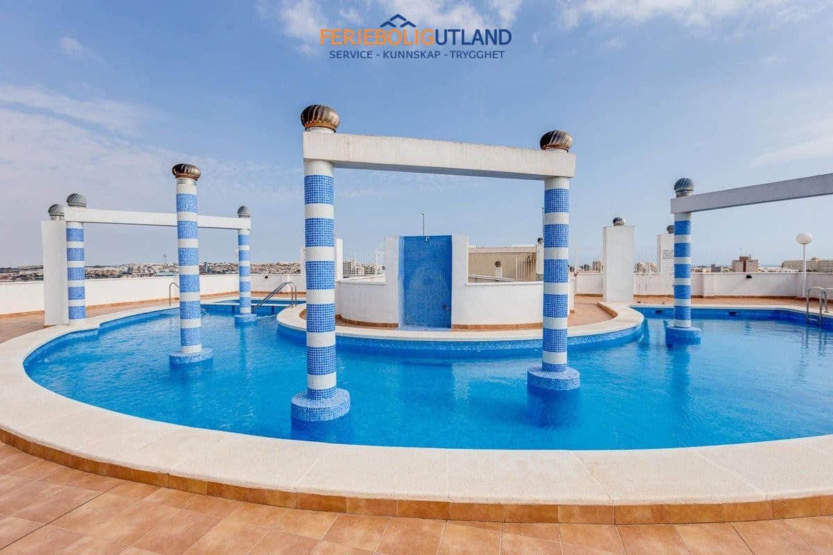 2 quarto Apartamento para venda em Torrevieja com piscina - 140 969 € (Ref: 10120897)
