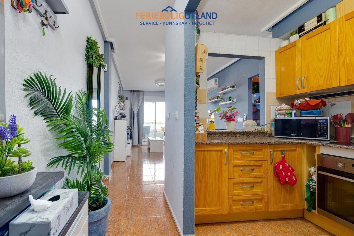 2 quarto Apartamento para venda em Torrevieja com piscina - 140 969 € (Ref: 10120897)