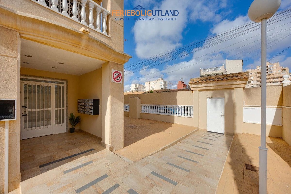 2 sovrum Lägenhet till salu i Torrevieja - 164 969 € (Ref: 10124661)