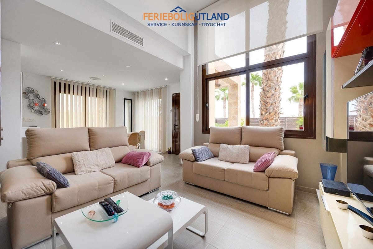 3 camera da letto Villa in vendita in Ciudad Quesada con piscina - 379.969 € (Rif: 10124662)