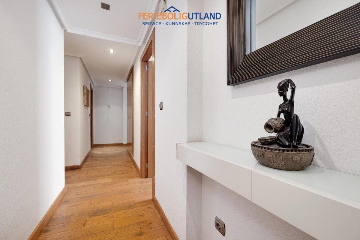 3 makuuhuone Kattohuoneisto myytävänä paikassa Torrevieja - 310 969 € (Ref: 10124784)