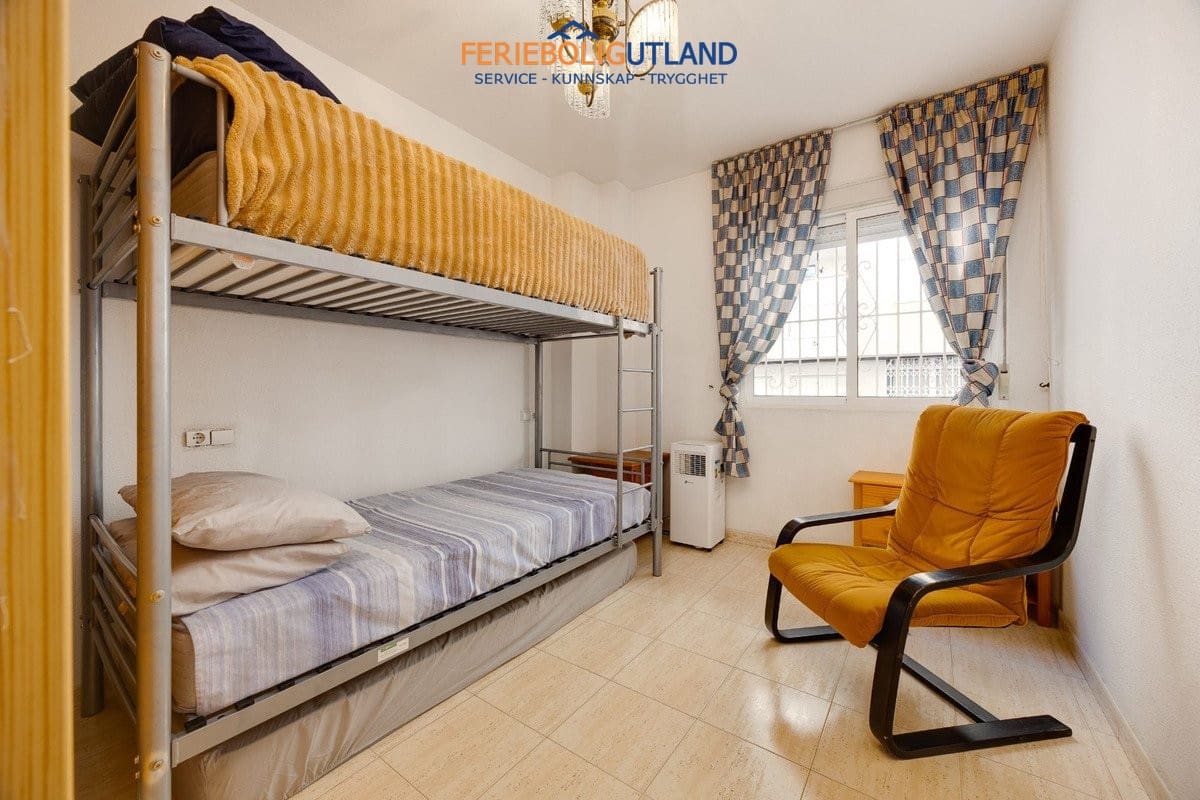 2 soverom Leilighet til salgs i Torrevieja med svømmebasseng - € 124 969 (Ref: 10124785)