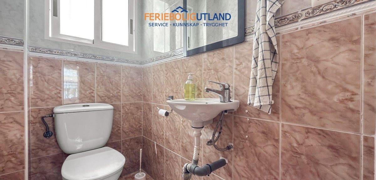 2 Zimmer Haus zu verkaufen in Torrevieja mit Pool Garage - 159.500 € (Ref: 10124786)