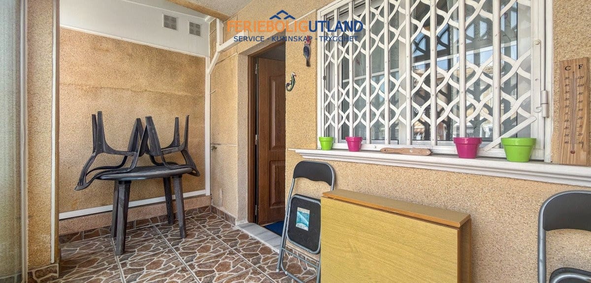 2 Zimmer Haus zu verkaufen in Torrevieja mit Pool Garage - 159.500 € (Ref: 10124786)