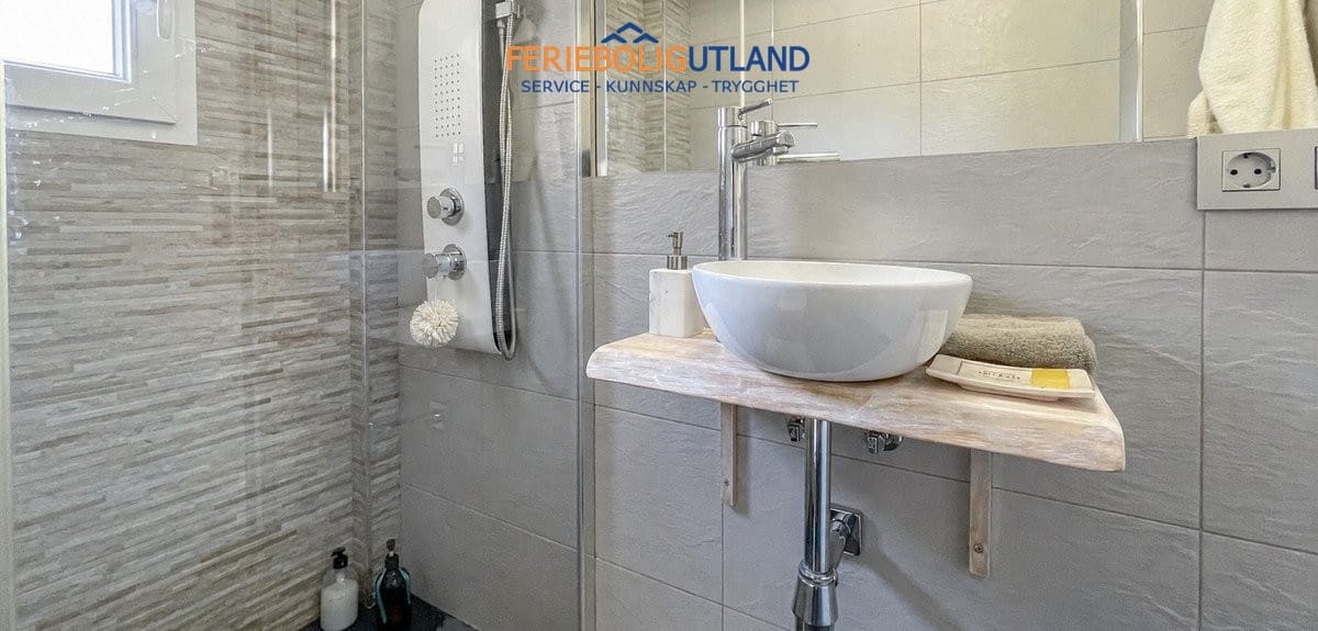 2 soverom Hus til salgs i Torrevieja med svømmebasseng - € 197 900 (Ref: 10124787)