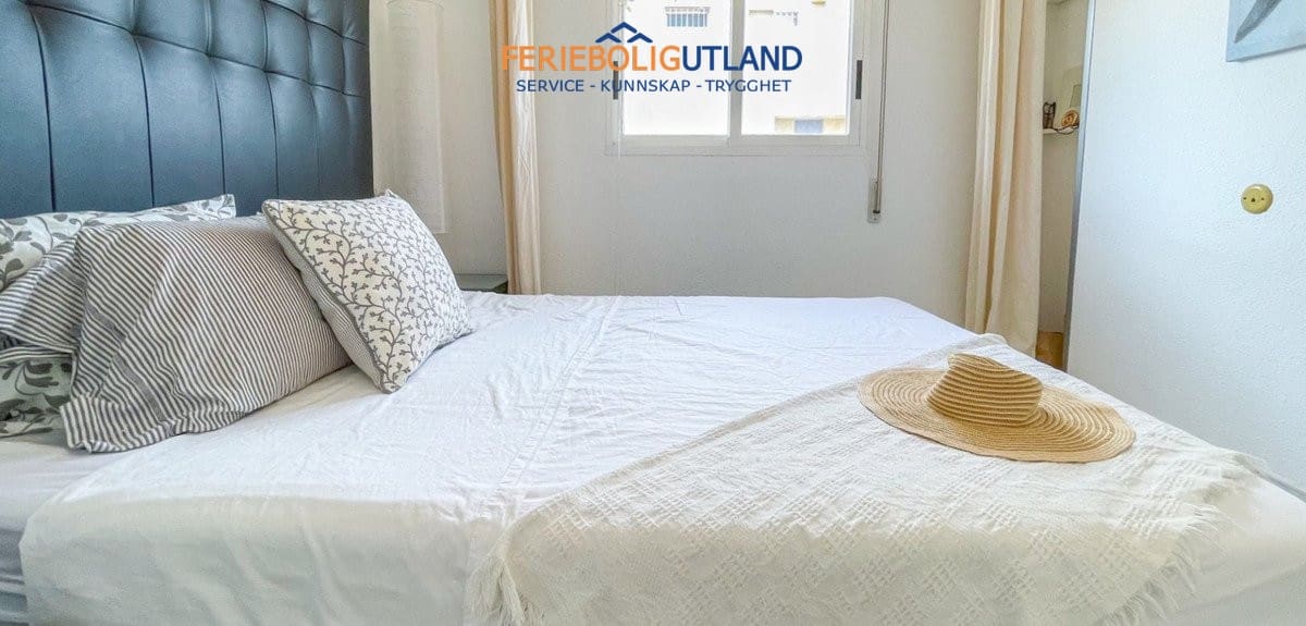 2 soverom Hus til salgs i Torrevieja med svømmebasseng - € 197 900 (Ref: 10124787)