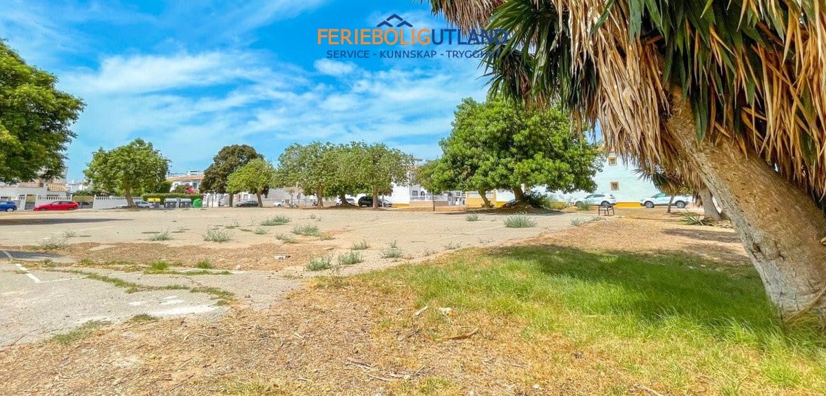 2 soverom Hus til salgs i Torrevieja med svømmebasseng - € 197 900 (Ref: 10124787)