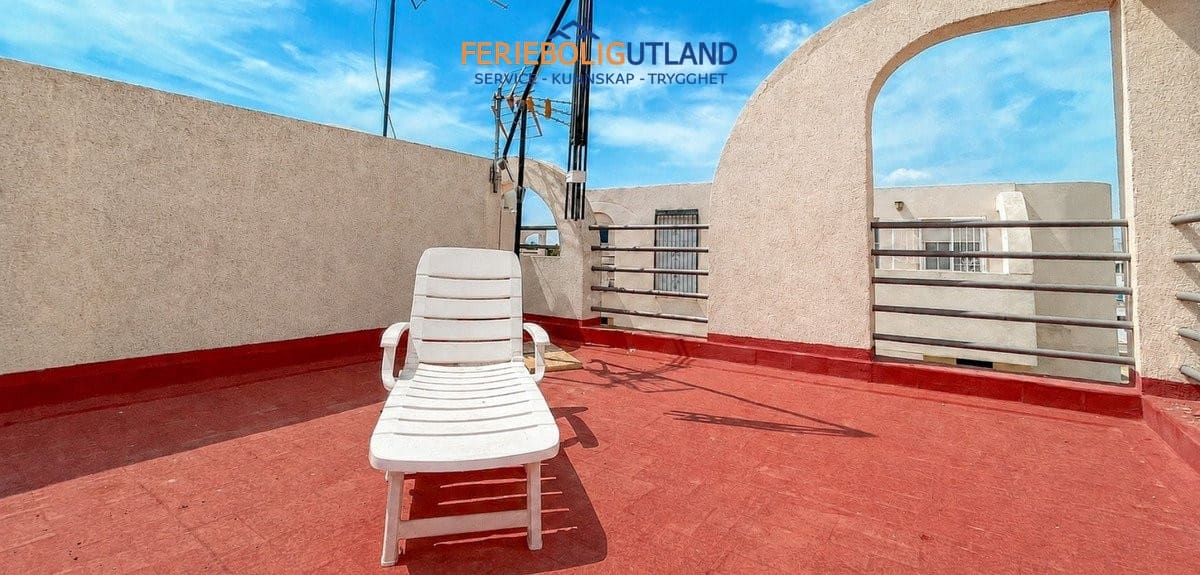 2 soverom Hus til salgs i Torrevieja med svømmebasseng - € 197 900 (Ref: 10124787)